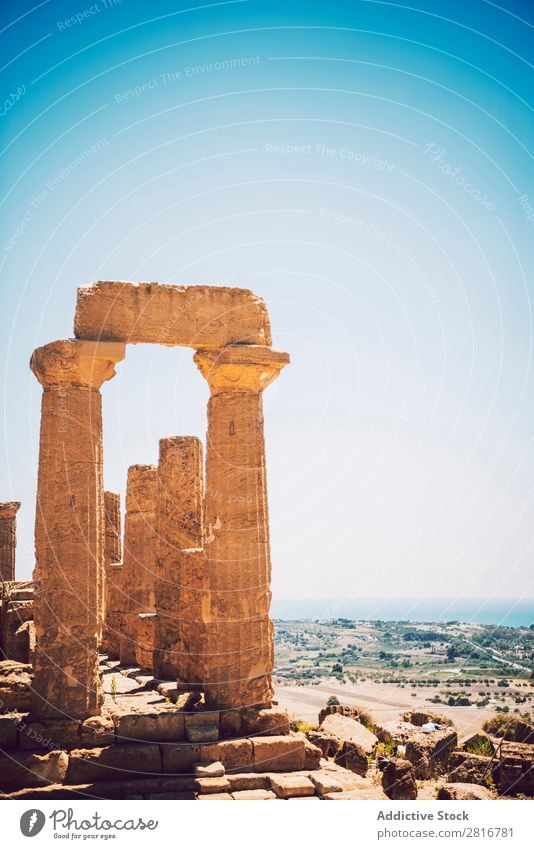 Blick auf das Tal der Tempel in Agrigento, Sizilien, Italien Griechen hellenistisch Stein Ferien & Urlaub & Reisen Sizilianer Wahrzeichen Säule dorisch