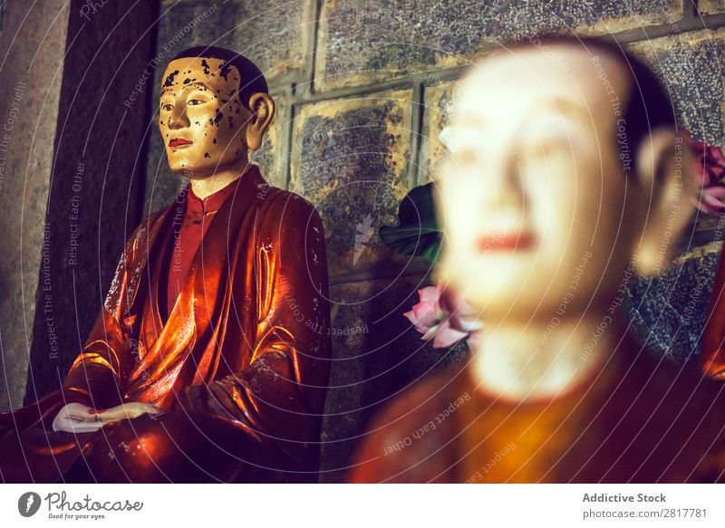 Buddhistische Statuen in einem Tempel in Vietnam antik Architektur Kunst Asien asiatisch Ayutthaya Buddha Buddhismus buddhistisch Kultur Osten Religion & Glaube