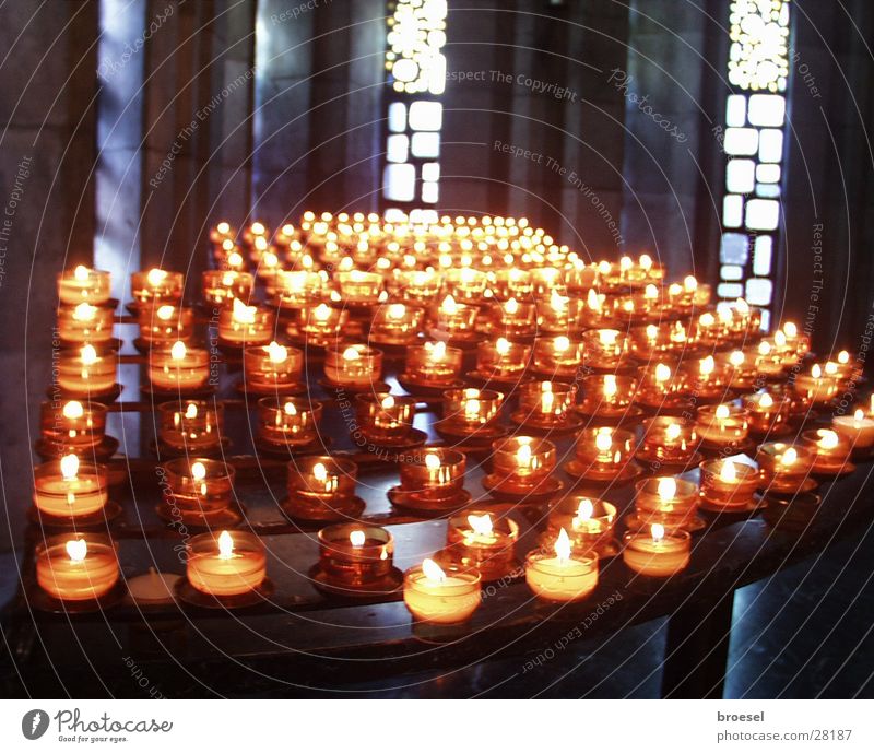 Kerzen in Kirche Licht danke schön Wunsch Religion & Glaube Gebet Dinge Maria Gottesmutter