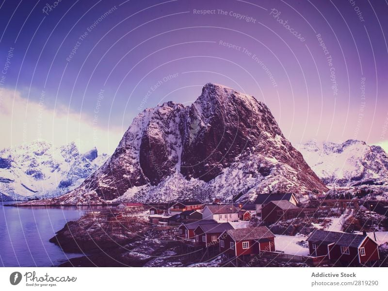 Eva Ozkoidi_Wunderbarer Hamnoy im Morgengrauen Fjord See lofoten Eis Norwegen artic Straße Weg Küste Felsen Meer Ferien & Urlaub & Reisen fantastisch idyllisch