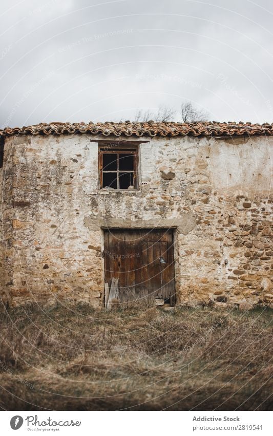 Altes Rohsteinhaus Haus Natur klein heimwärts Architektur Wolken Stein alt Gebäude natürlich Anwesen Landschaft schön Umwelt Strukturen & Formen Konstruktion