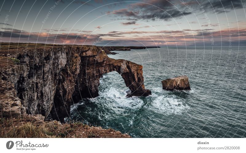 Green Bridge of Wales Ferien & Urlaub & Reisen Tourismus Abenteuer Ferne Freiheit Umwelt Natur Landschaft Urelemente Wasser Himmel Wolken Horizont Sonnenaufgang