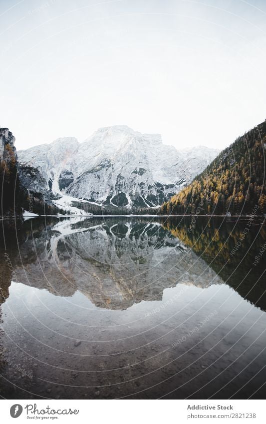 Schöner Bergsee See Berge u. Gebirge Aussicht Landschaft Natur Wasser Himmel schön Tourismus Ferien & Urlaub & Reisen Gipfel Reflexion & Spiegelung