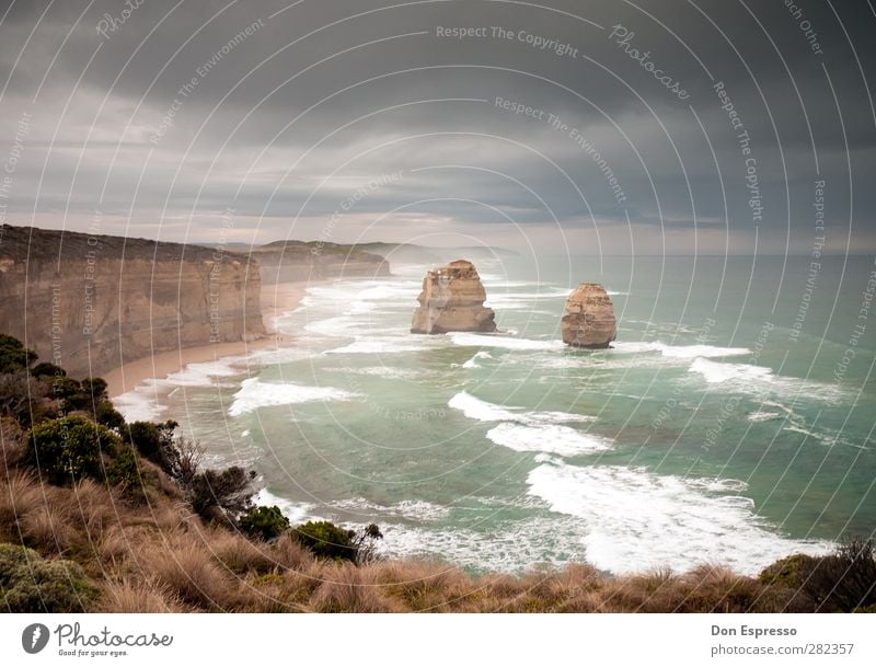 Great Ocean Road Ferien & Urlaub & Reisen Tourismus Ferne Freiheit Wellen Natur Landschaft Himmel Wolken Gewitterwolken schlechtes Wetter Unwetter Wind Sturm