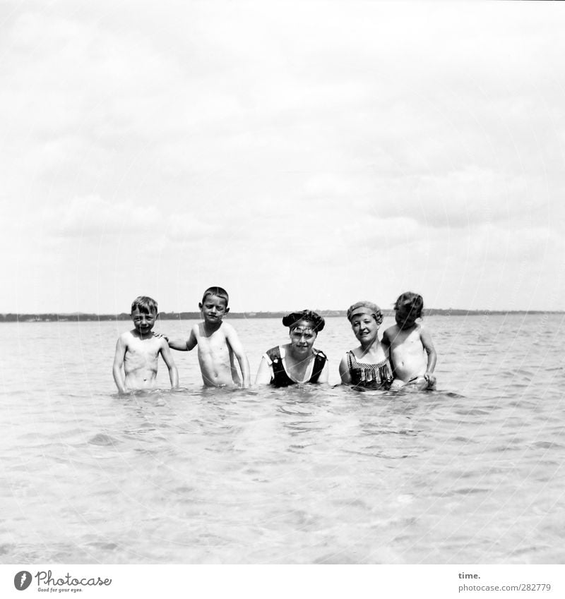 Früher war alles besser | zum Beispiel der Sommer Mensch 5 Wasser Himmel Horizont Schönes Wetter Küste Badeanzug Schwimmen & Baden heiß hell nass Freude