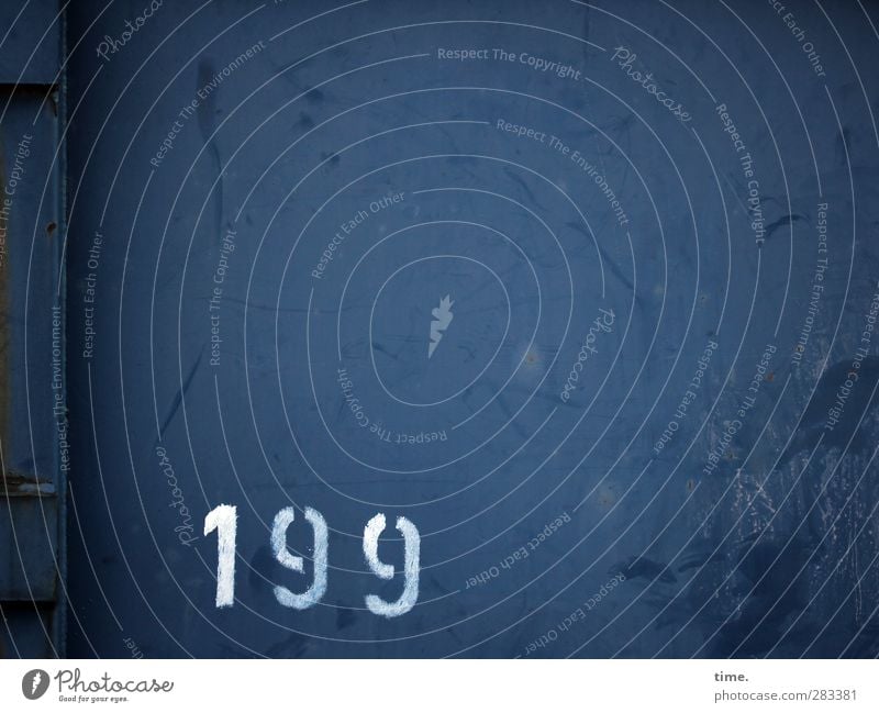 Orientierungshilfe (III) Güterverkehr & Logistik Container Metall Ziffern & Zahlen Schilder & Markierungen alt dreckig fest trashig blau Farbstoff gebraucht
