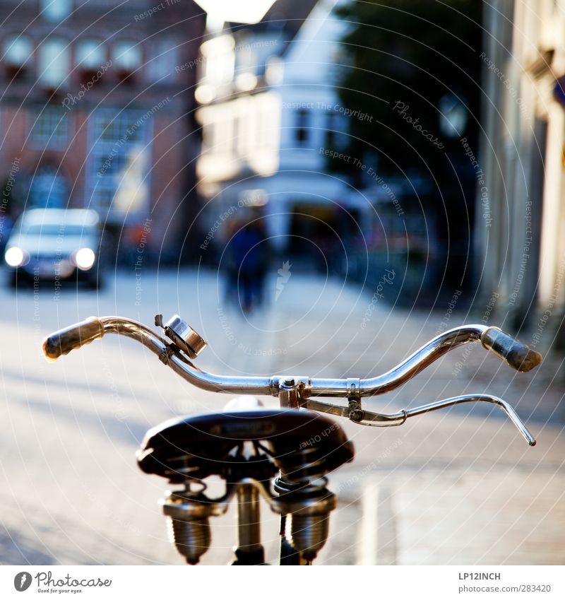 Oldschool. Design sportlich Fahrradtour Lüneburg Verkehr Verkehrsmittel Straße Fahrzeug PKW alt elegant frech Originalität retro ästhetisch Bewegung