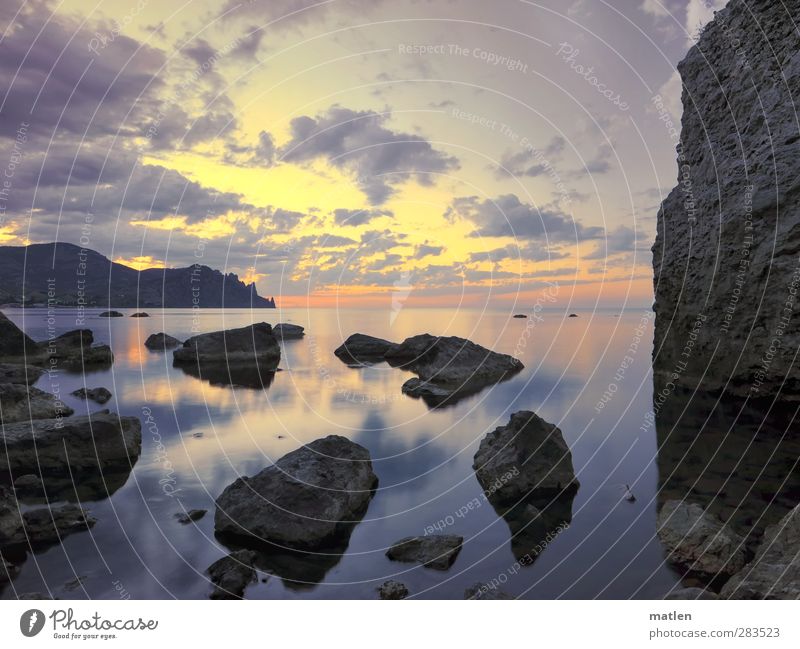 Luft anhalten... Natur Landschaft Wasser Himmel Wolken Sonne Sonnenaufgang Sonnenuntergang Sommer Klima Schönes Wetter Felsen Berge u. Gebirge Küste Meer blau