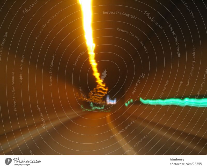 getaway Düsseldorf Tunnel Straße KFZ Rennsport Motorsport Langzeitbelichtung Geschwindigkeit Bewegung Wege & Pfade Verkehrswege Straßenbelag Beschleunigung