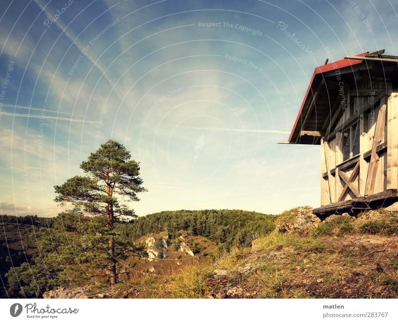 Oberstübl Landschaft Himmel Wolken Wetter Schönes Wetter Baum Gras Wald Felsen Gipfel Menschenleer Hütte blau braun rot Berghütte Farbfoto Außenaufnahme