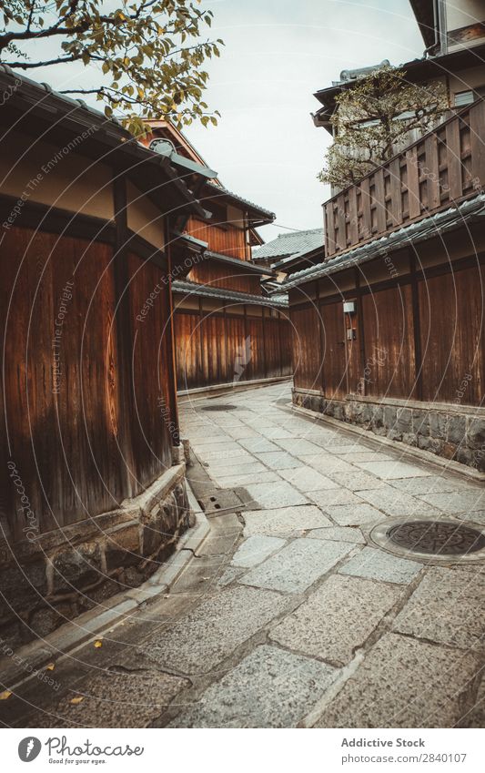 Traditionelle kleine Holzhäuser Haus asiatisch heimwärts alt Asien Japaner Architektur Holzhaus altehrwürdig elegant Haushaltsführung Außenseite historisch