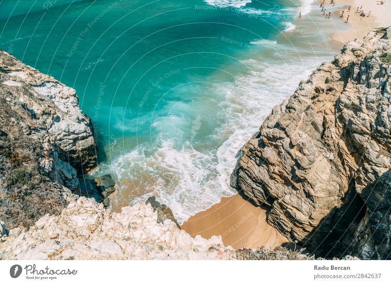 Ozeanwellen quetschen an wunderschönem Strandufer Sand schwarz Meer Landschaft Felsen Hintergrundbild Wasser Himmel Natur Ferien & Urlaub & Reisen neu tropisch