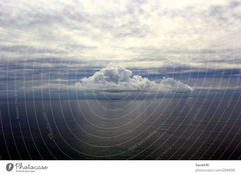 Die Wolke Natur Landschaft Luft Wasser Wassertropfen Himmel Wolken Horizont Sommer Klima Wetter schlechtes Wetter Wind Gewitter Wellen Küste Meer