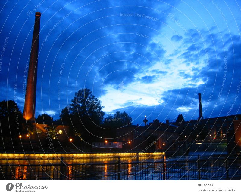 Tampere (Finnland) by night Nacht Stadt festlich Europa Schornstein