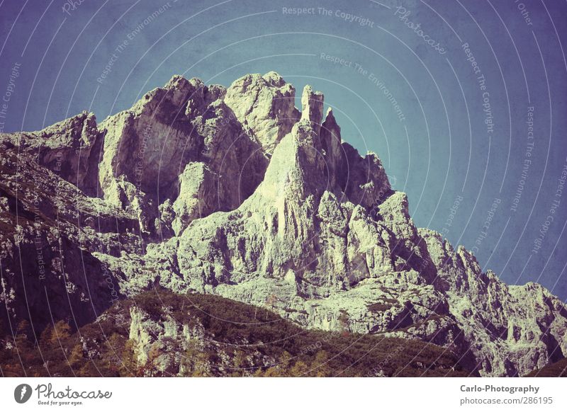 Die Südtiroler Natur Landschaft Urelemente Himmel Herbst Schönes Wetter Felsen Alpen Berge u. Gebirge authentisch fantastisch fest gigantisch groß natürlich