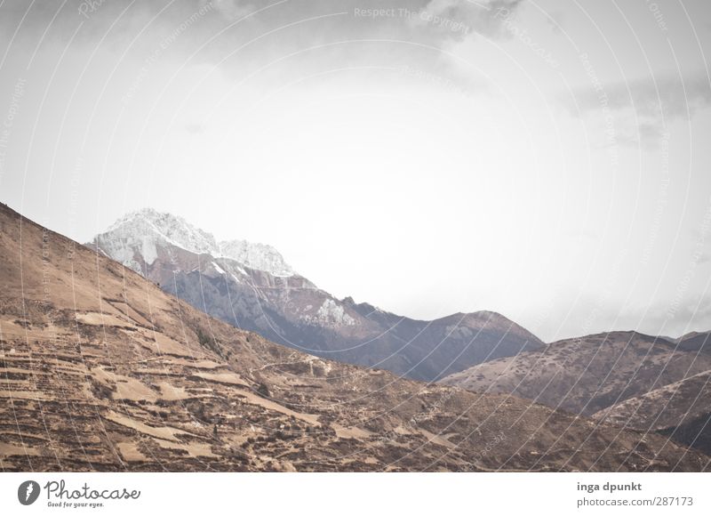 der Berg ist das Ziel! Umwelt Natur Landschaft Felsen Berge u. Gebirge Gipfel China Yunnan Abenteuer Wege & Pfade wandern Außenaufnahme Menschenleer Tag