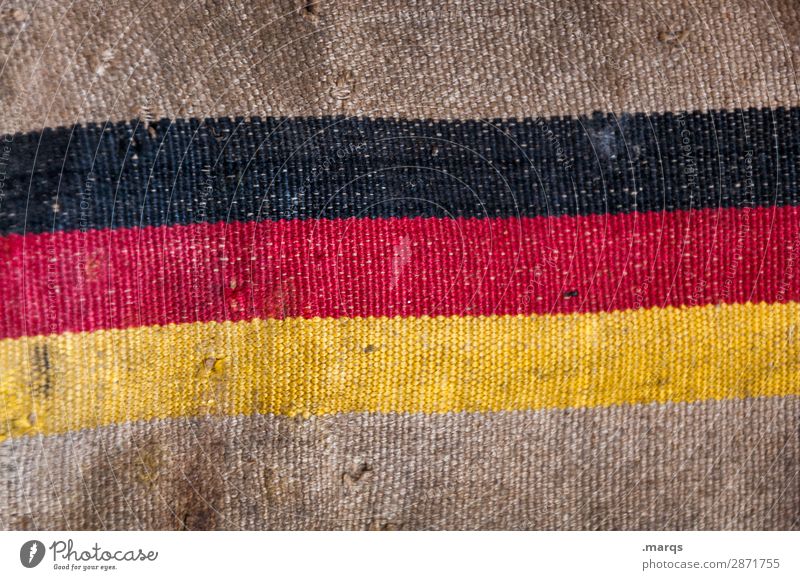 Postsack Jutesack Zeichen Fahne alt kaputt Politik & Staat Verfall Deutsche Flagge Farbfoto Nahaufnahme Menschenleer Textfreiraum oben Textfreiraum unten