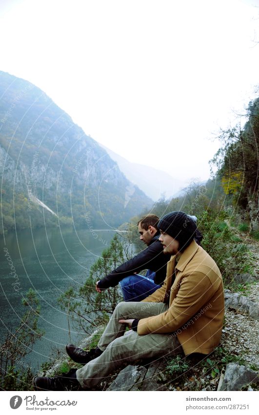 Reisen Ferien & Urlaub & Reisen Ausflug Abenteuer Expedition Mensch Natur wandern Außenaufnahme Wasser Wald Fluss Skandinavien Osteuropa Fernweh erleben