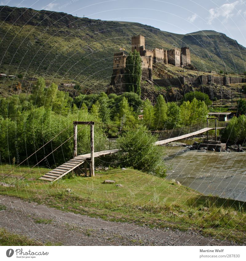 Khertvisi Natur Landschaft Fluss Kura Georgien Europa Asien Dorf Menschenleer Burg oder Schloss Ruine Brücke Hängebrücke Ferien & Urlaub & Reisen