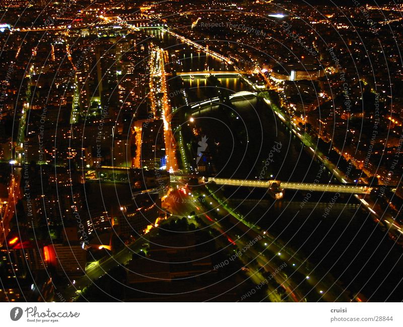 Paris by Night Seine Frankreich Licht Nacht dunkel schwarz Romantik Europa Eiffeltrum Brücke Beleuchtung Wasser Niveau