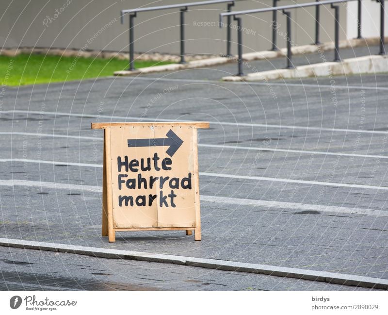 Gebrauchte Fahrräder kaufen sparen Freizeit & Hobby Fahrradfahren Fußweg Fahrradweg Schriftzeichen Hinweisschild Warnschild Pfeil verkaufen authentisch