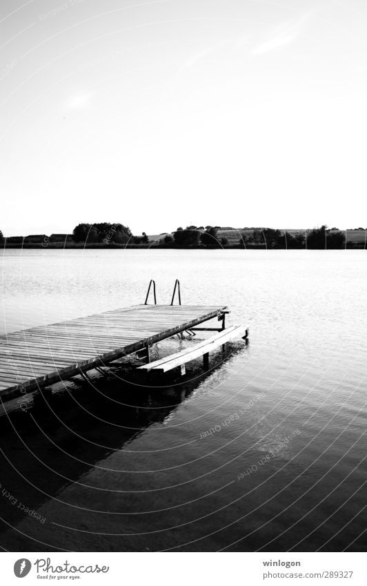 am wasser Schwimmen & Baden Ferien & Urlaub & Reisen Insel Segeln Landschaft Wasser Wolkenloser Himmel Horizont Sommer Küste Flussufer Bucht Binnenschifffahrt