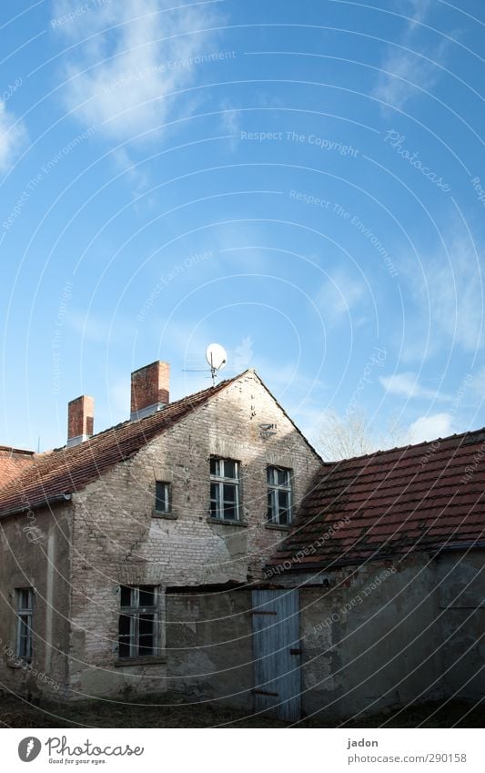 schöner wohnen mit westfernsehn. Häusliches Leben Wohnung Haus Traumhaus Renovieren Medienbranche Baustelle Neue Medien Fernsehen Fernsehen schauen Altstadt