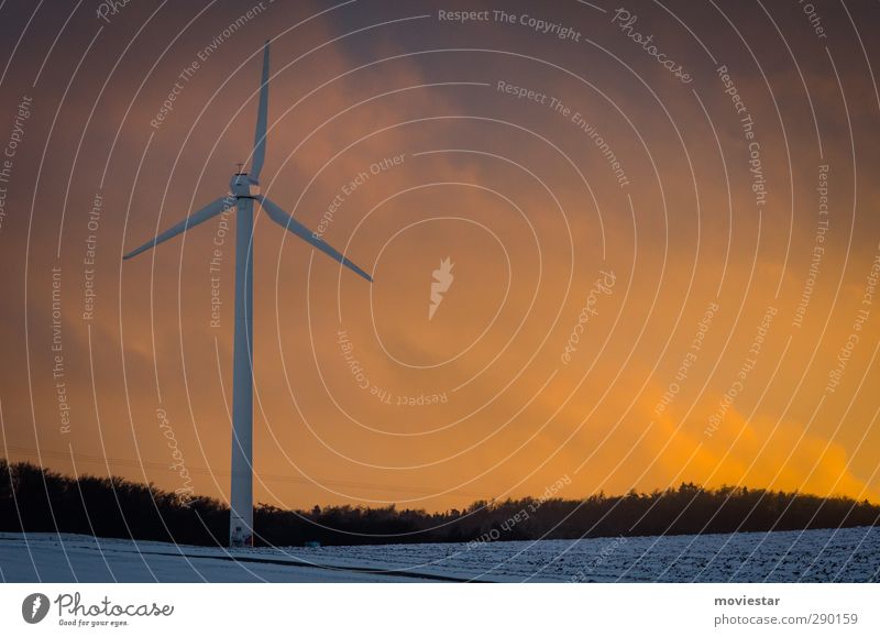 Himmelskraft Winter Schnee Generator Energiewirtschaft Erneuerbare Energie Sonnenenergie Windkraftanlage Energiekrise Umwelt Natur Landschaft Luft Wolken