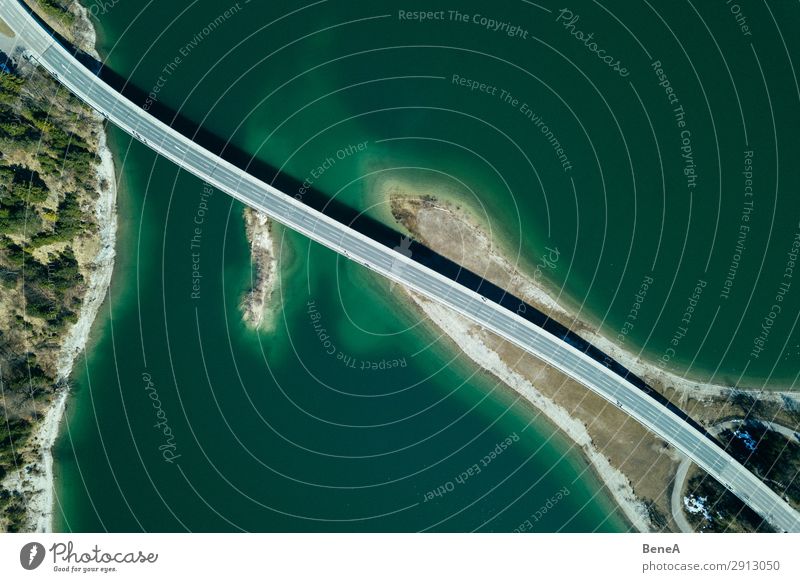 Curvy Strand Umwelt Natur Landschaft Tier Küste Seeufer Flussufer Bucht Fjord Sylvensteinsee sylvensteinspeicher Verkehr Verkehrswege Straßenverkehr Autofahren