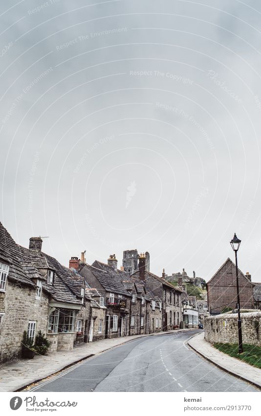 Straßen: High Street harmonisch Wohlgefühl Sinnesorgane Erholung ruhig Freizeit & Hobby Ausflug Städtereise England Dorf Stadtzentrum Altstadt Menschenleer Haus