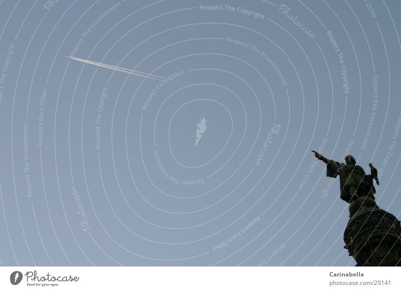 Columbus I Statue Flugzeug Barcelona obskur Kolumbus Denkmal Himmel