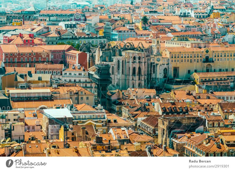 Luftaufnahme der Lissaboner Stadt Dächer in Portugal Fluggerät Aussicht Europa Vientiane Panorama (Bildformat) Skyline alt Tourismus Architektur Straße