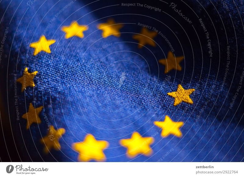 Sterne Baumwolle blau Design Euro Europa Europafahne Fahne Falte gelb Stoff gold Kreis Stern (Symbol) Symbole & Metaphern Textilien Wahrzeichen exit brexit