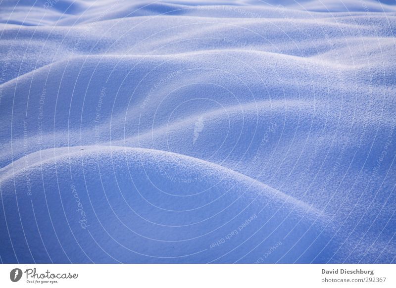 Super Neuschnee Ferien & Urlaub & Reisen Winterurlaub Natur Landschaft Wasser Schönes Wetter Eis Frost Schnee Hügel Berge u. Gebirge blau weiß Wellenform