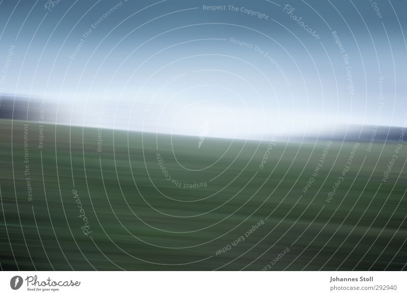 Blurry Landscape I Landschaft Himmel Wiese Hügel Autofahren Bahnfahren Ferien & Urlaub & Reisen Geschwindigkeit blau grün Güterverkehr & Logistik Farbfoto