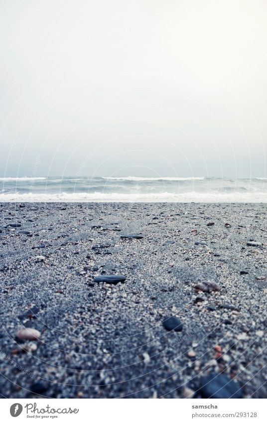 Freiheit Ferien & Urlaub & Reisen Tourismus Ausflug Abenteuer Ferne Strand Meer Wellen Umwelt Natur Landschaft Wasser Himmel Wetter schlechtes Wetter Küste