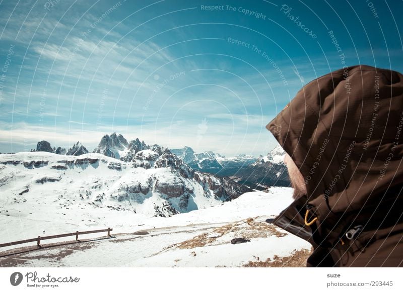 Schauplatz Ferien & Urlaub & Reisen Schnee Winterurlaub Berge u. Gebirge Mensch maskulin Mann Erwachsene Umwelt Natur Landschaft Urelemente Himmel Wolken