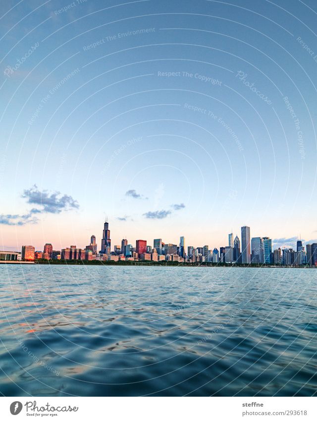 Morning Light Wasser Himmel Sonnenaufgang Sonnenuntergang Sonnenlicht Sommer Schönes Wetter Küste Seeufer Michigan See Chicago USA Stadt Skyline Hochhaus