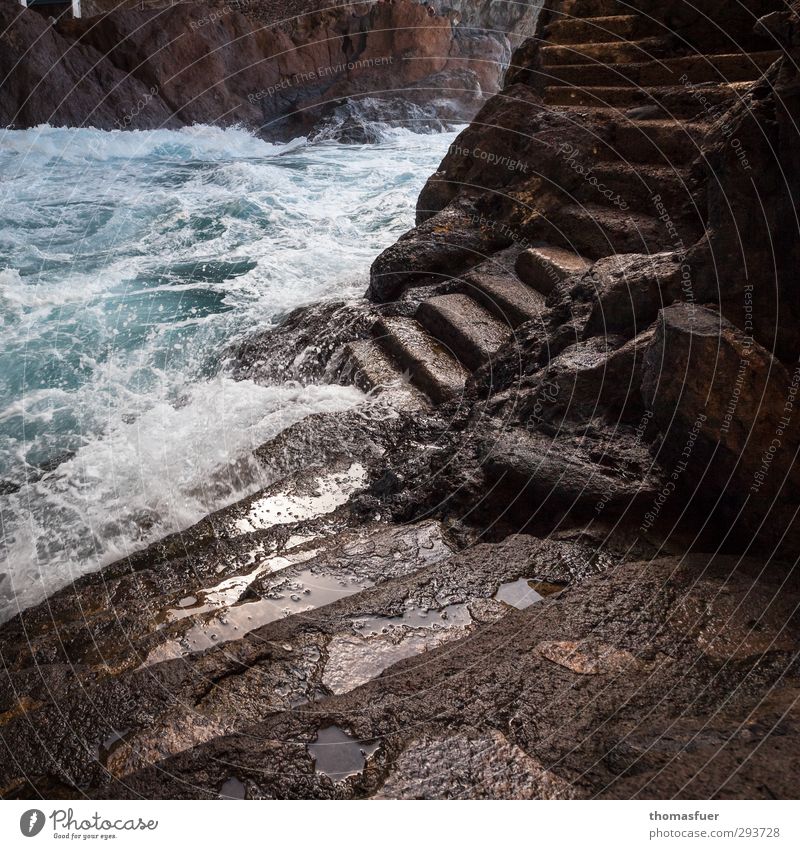 Stufen Ferien & Urlaub & Reisen Abenteuer Ferne Sonne Meer Insel Wellen Urelemente Erde Luft Wasser Wind Felsen Küste Bucht Riff Hafen Anlegestelle nass wild