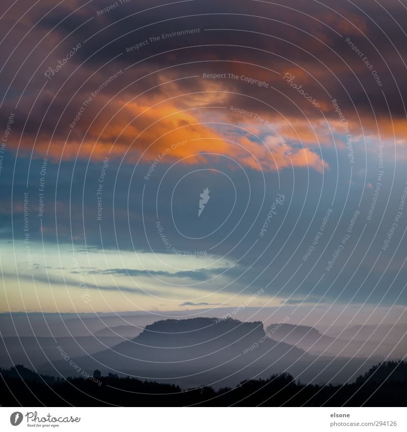 LILIENSTEIN Natur Landschaft Himmel Wolken Nebel Hügel Berge u. Gebirge Elbsandsteingebirge ruhig Sächsischen Schweiz Sachsen Sächsische Schweiz Tafelberg