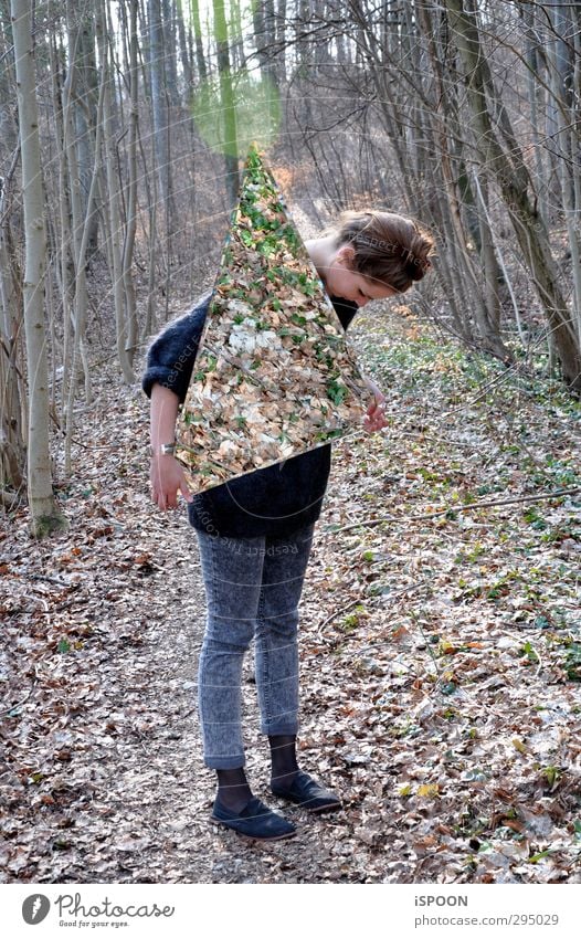 &#8710; Stil Mensch feminin Junge Frau Jugendliche Körper Kopf Haare & Frisuren 18-30 Jahre Erwachsene Umwelt Natur Baum Wald festhalten ästhetisch