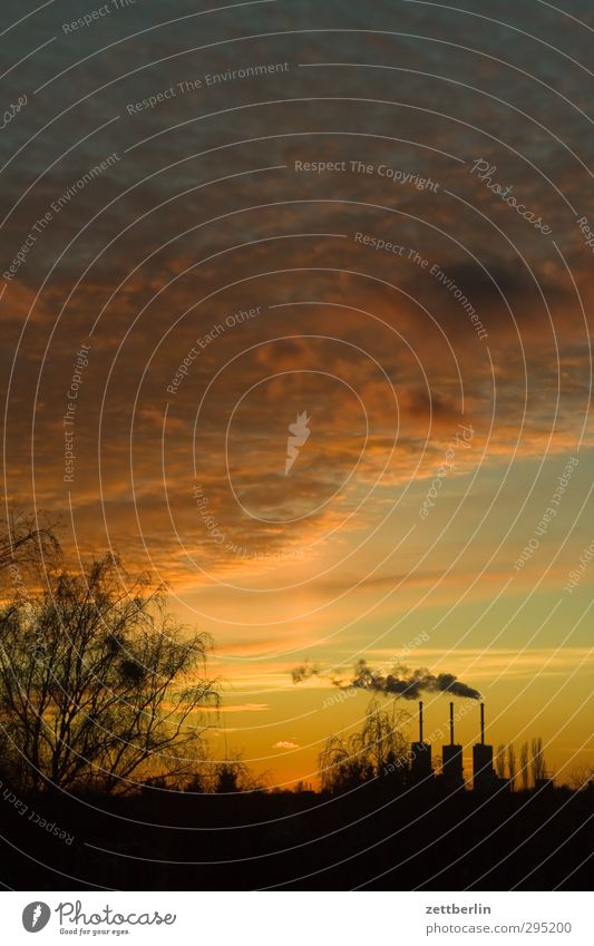 Fernwärme Arbeit & Erwerbstätigkeit Wirtschaft Industrie Energiewirtschaft Umwelt Natur Landschaft Himmel Wolken Sonnenaufgang Sonnenuntergang Herbst Klima