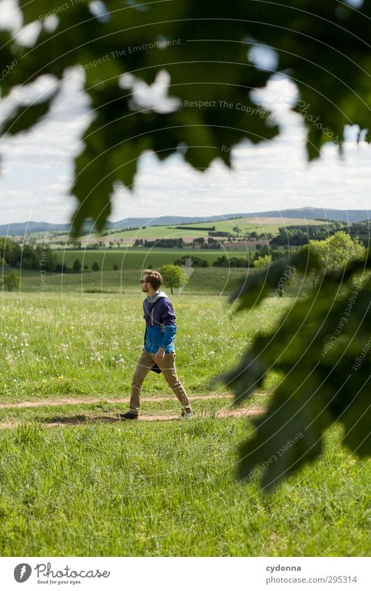 Unterwegs Gesundheit Leben Wohlgefühl Erholung ruhig Ferien & Urlaub & Reisen Tourismus Ausflug Abenteuer Ferne Freiheit wandern Mensch Junger Mann Jugendliche