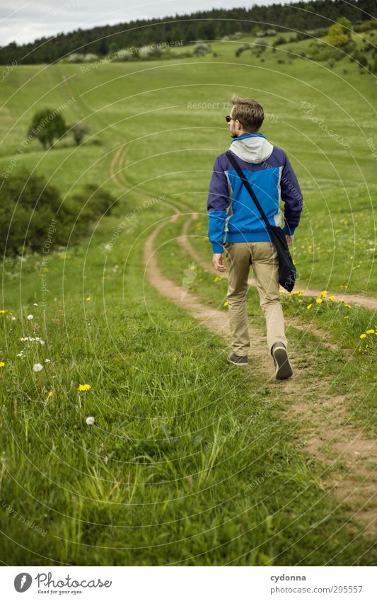 Immer weiter ... Gesundheit Leben Wohlgefühl Erholung ruhig Ferien & Urlaub & Reisen Ausflug Abenteuer Ferne Freiheit wandern Mensch Junger Mann Jugendliche