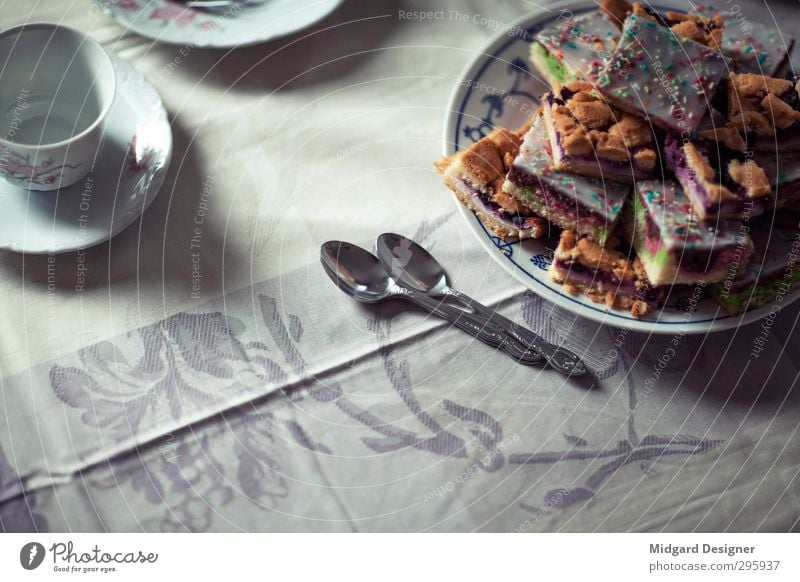 hmm... Kuchen Dessert Süßwaren Kaffeetrinken Büffet Brunch Picknick Geschirr Teller Tasse Löffel Feste & Feiern Erntedankfest Essen Häusliches Leben Duft hell