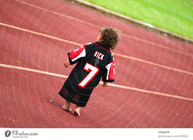 Alleingang Kind grün Trikot Mensch Vick Aschbahn Rasen Jersey Junge