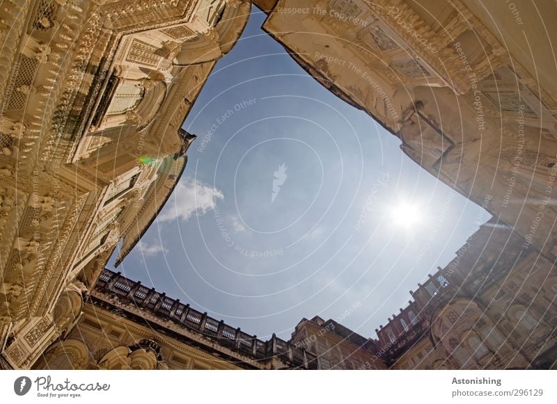 Hof 2 Himmel Wolken Wetter Schönes Wetter Wärme Jodphur Rajasthan Indien Asien Stadt Haus Palast Burg oder Schloss Bauwerk Gebäude Architektur Mauer Wand