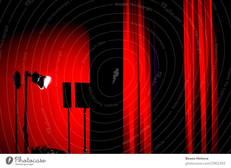 Bühne frei! 2/3 Nachtleben Entertainment Veranstaltung ausgehen Bühnenbeleuchtung Vorhang Kunst Theaterschauspiel Show Scheinwerfer Zeichen beobachten Erholung