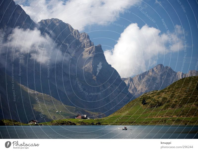 Dimensionen Umwelt Natur Landschaft Pflanze Luft Wasser Himmel Wolken Sonne Sonnenlicht Sommer Schönes Wetter Gras Felsen Alpen Berge u. Gebirge Titlis Gipfel