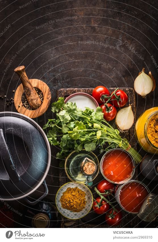 Kochen mit frischen Zutaten Lebensmittel Gemüse Suppe Eintopf Kräuter & Gewürze Öl Ernährung Bioprodukte Vegetarische Ernährung Diät Geschirr Topf Stil Design